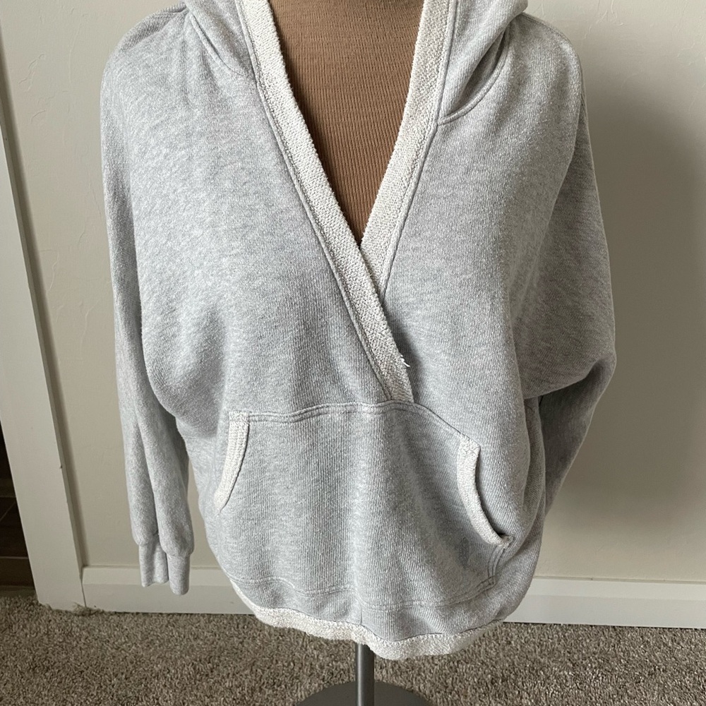 Free People Movement Gray Athletic Hoodie Sweatshirt Small - Picture 2 of 11